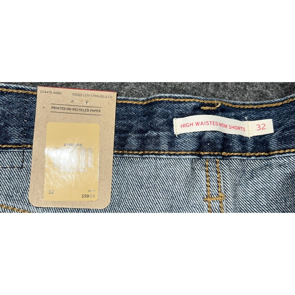 Levi's Women's High-Rise Baggy Shorts Woman Size 32 NWT Premium - Picture 5 of 9